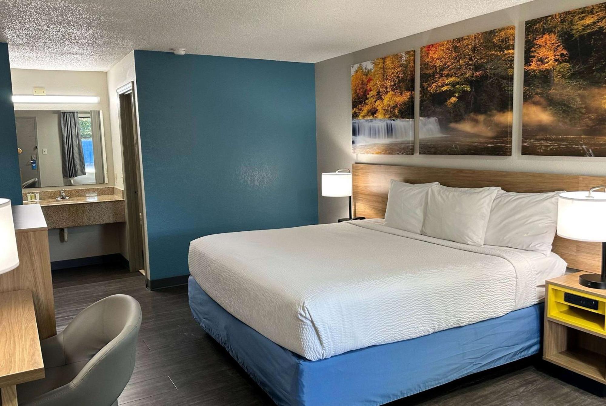 Days Inn By Wyndham Columbia Ne Fort Jackson מראה חיצוני תמונה