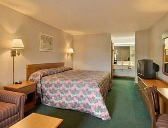 Days Inn By Wyndham Columbia Ne Fort Jackson חדר תמונה